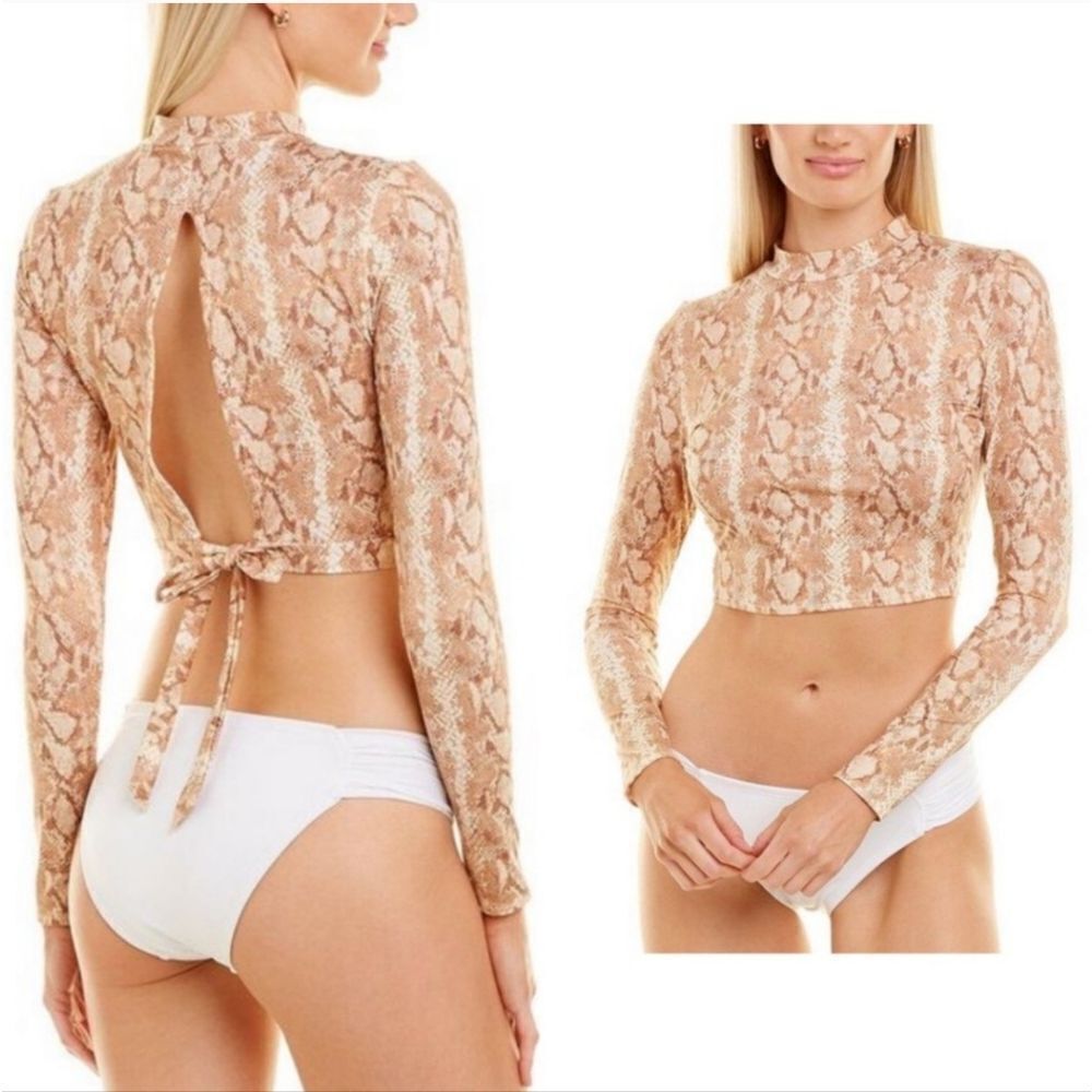 NWT Vitamin A Remy Rashguard Top - Picture 2 of 10